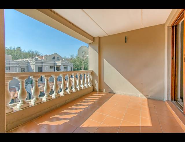 2 BEDROOM APARTMENT TO LET IN HYDE PARK